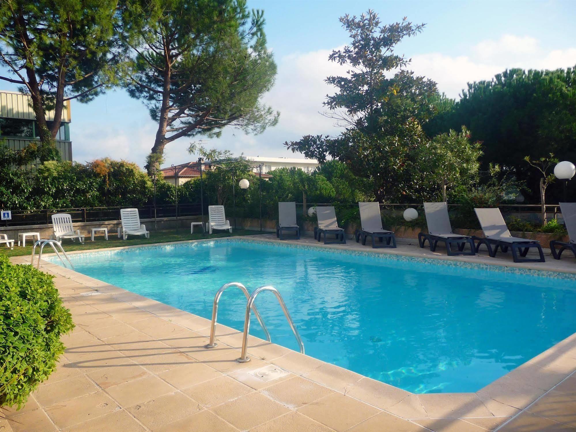 Hotel Campanile Antibes Dış mekan fotoğraf